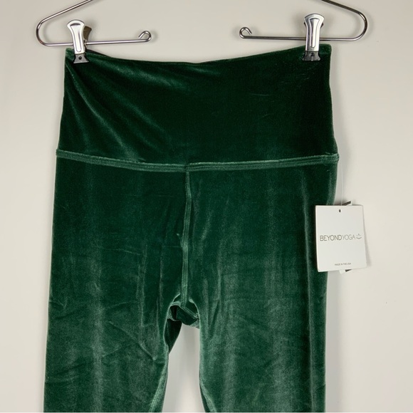NWT Beyond Yoga Velvet Motion High Waisted Leggings - Picture 9 of 16
